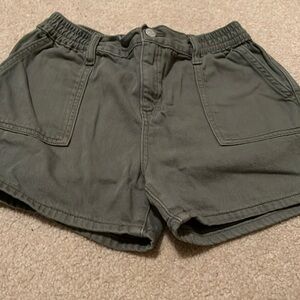 Girls old navy green shorts